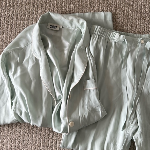 Sleepy Jones women’s long sleeve silk pajama set - Picture 1 of 5